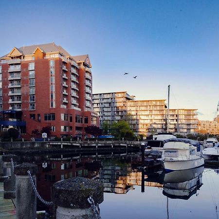 Coast Victoria Hotel & Marina By Apa Exterior foto